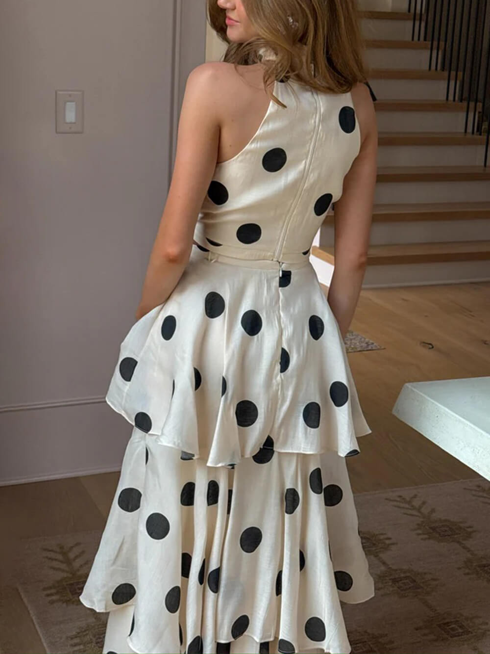 Exquisite Gift To You Polka Dot Print High Neck Sleeveless Top